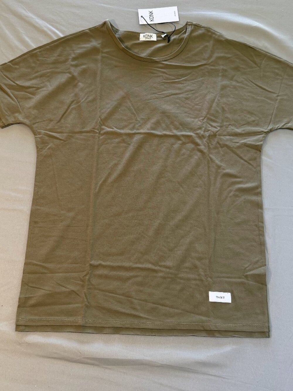 KDNK Men's Hemp Green Dolman Sleeve Crew Neck Tee Shirt Size Small New with Tags